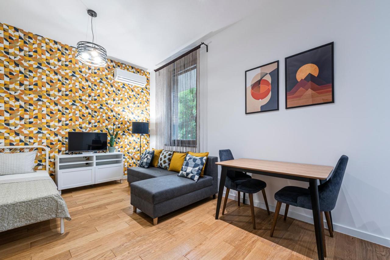 Vertigo Modern Studio-Free Private Parking-Fast Wi-Fi Нови-Сад Экстерьер фото