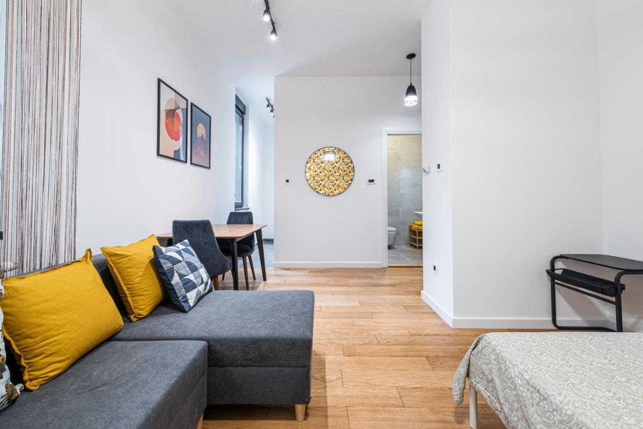 Vertigo Modern Studio-Free Private Parking-Fast Wi-Fi Нови-Сад Экстерьер фото